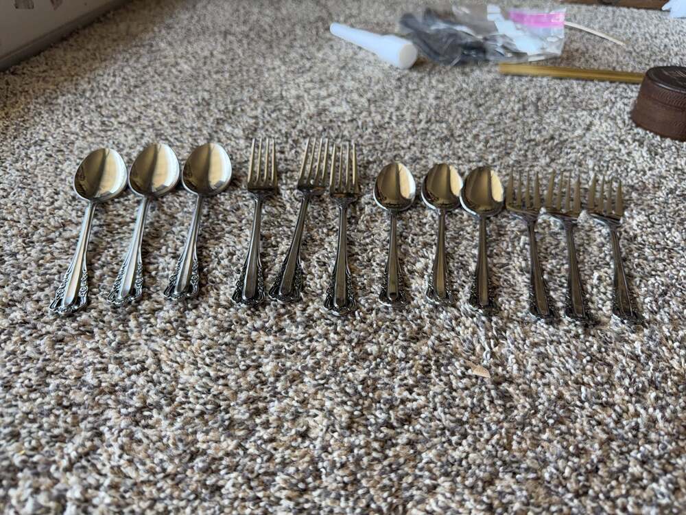 12-Piece International Silver Co. Stainless Flatware Set